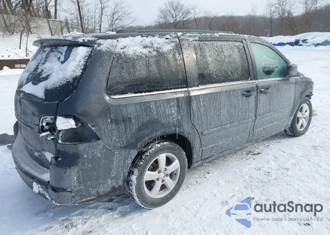 2011 Volkswagen Routan Se z USA, uszkodzony, nr VIN 2V4RW3DG5BR695637